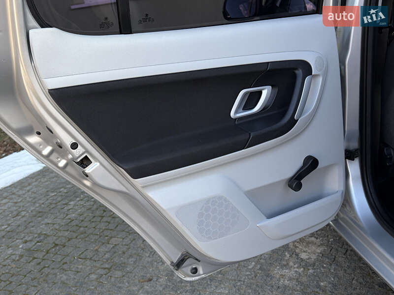 Хетчбек Skoda Fabia 2007 в Дрогобичі фото 89 Хетчбек Skoda Fabia 2007 в Дрогобичі