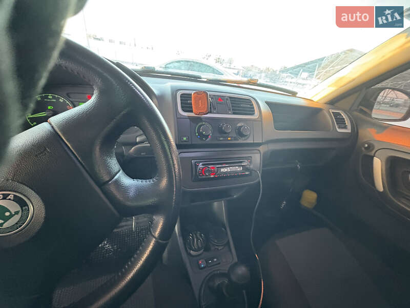 Хетчбек Skoda Fabia 2008 в Києві