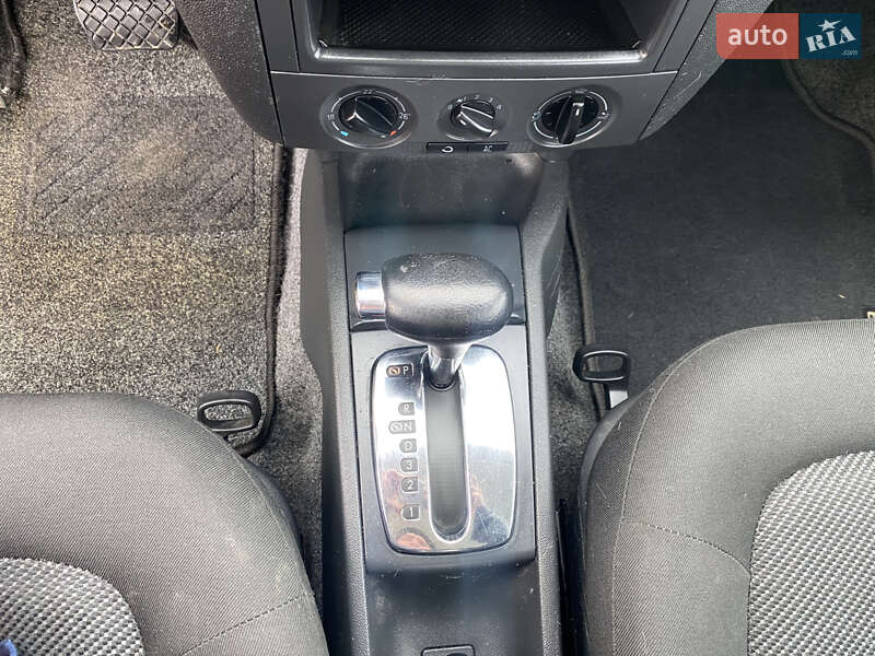 Универсал Skoda Fabia 2006 в Ивано-Франковске фото 24 Универсал Skoda Fabia 2006 в Ивано-Франковске