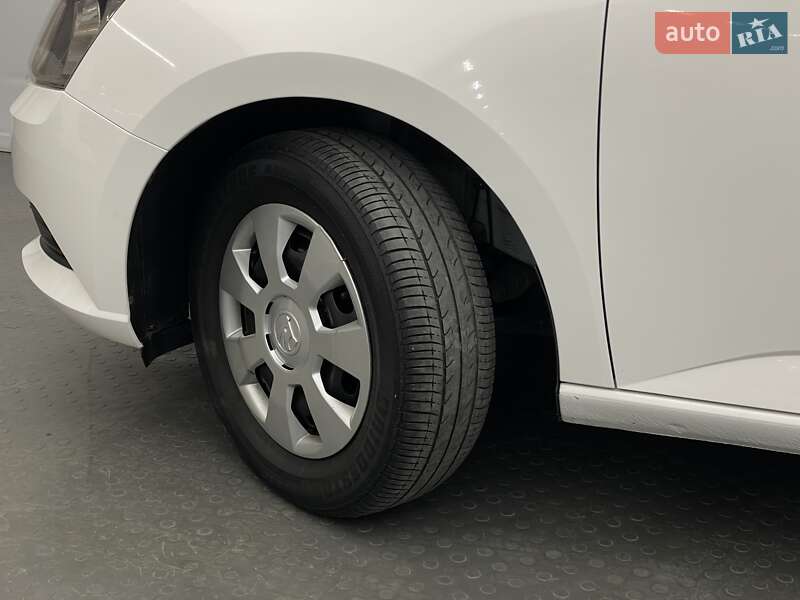 Хэтчбек Skoda Fabia 2018 в Киеве