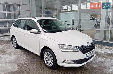 Універсал Skoda Fabia 2021 в Києві