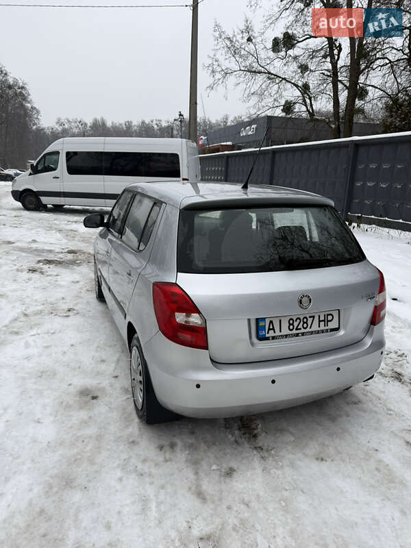 Хэтчбек Skoda Fabia 2008 в Киеве