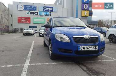 Хэтчбек Skoda Fabia 2008 в Черкассах