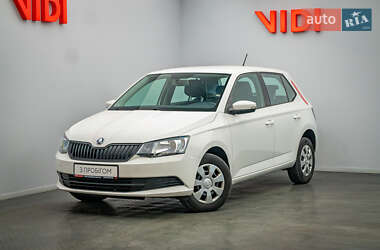 Хэтчбек Skoda Fabia 2018 в Киеве