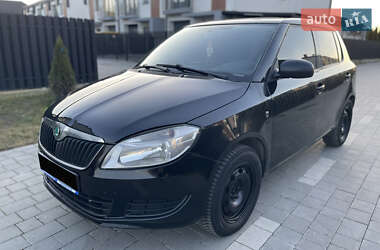 Хэтчбек Skoda Fabia 2011 в Ивано-Франковске