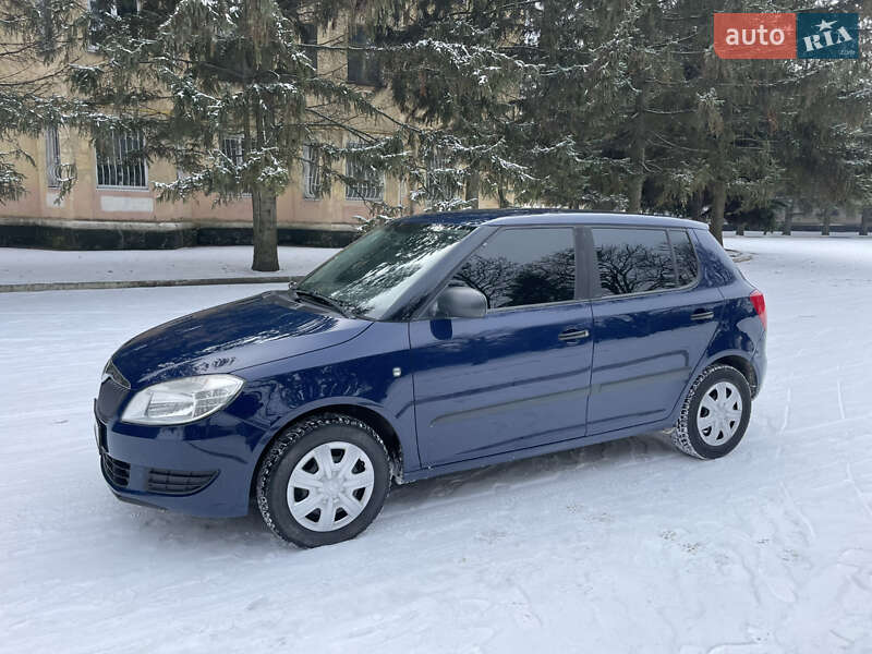 Skoda Fabia 2011 Skoda Fabia 2011