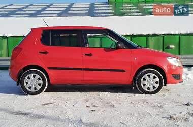 Хэтчбек Skoda Fabia 2011 в Киеве