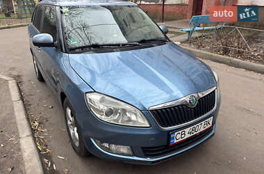Универсал Skoda Fabia 2012 в Чернигове