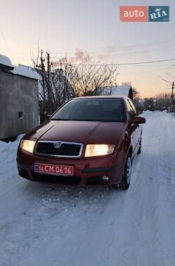 Хетчбек Skoda Fabia 2006 в Івано-Франківську