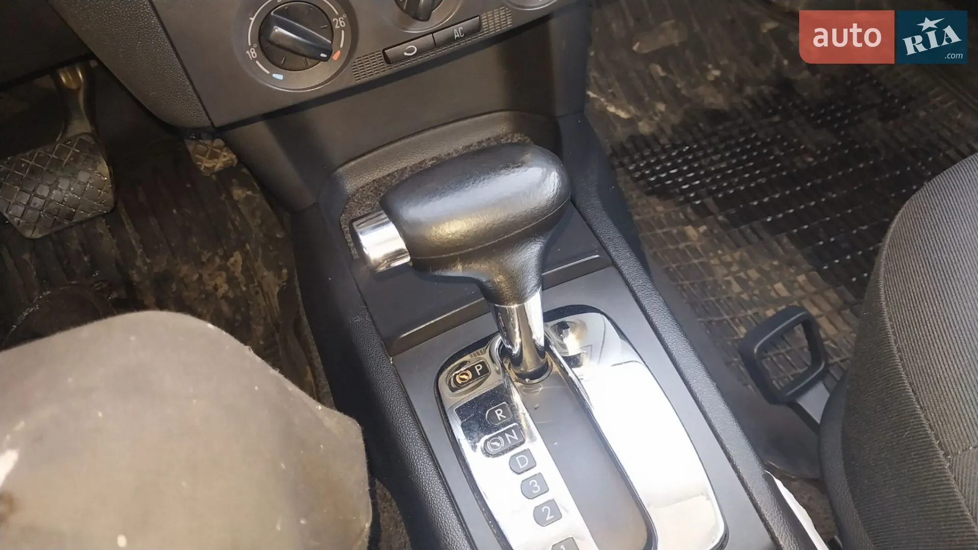 Skoda Fabia 2004 VIN TMBHC26Y254242940 фото оголошення 12 з 15