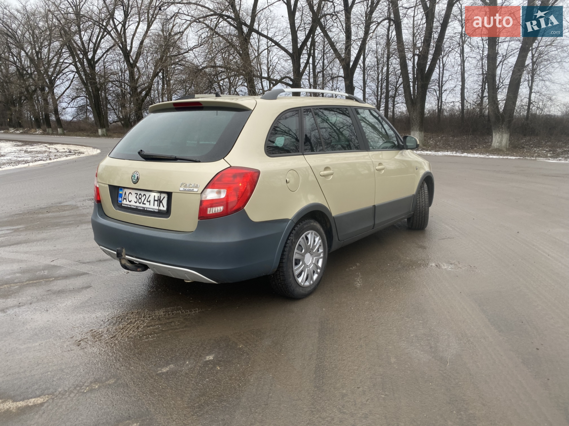 2010 Skoda Fabia - мініатюра 10