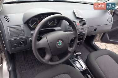 Хетчбек Skoda Fabia 2006 в Мукачевому