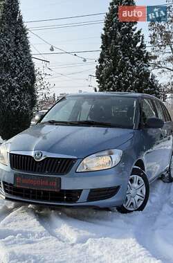Універсал Skoda Fabia 2011 в Сумах