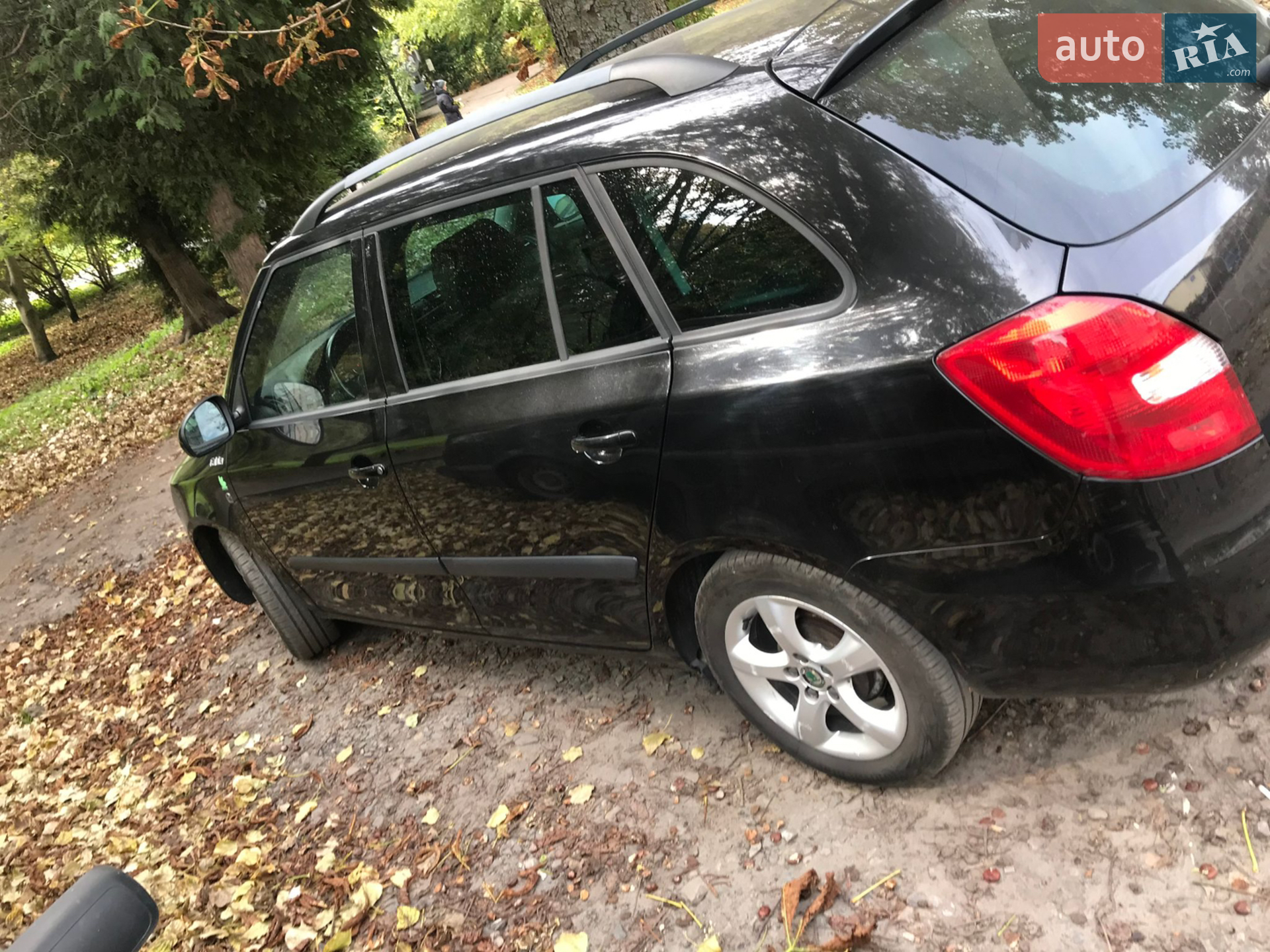 2011 Skoda Fabia - мініатюра 6