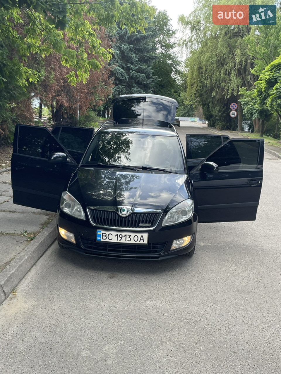 2010 Skoda Fabia - мініатюра 7