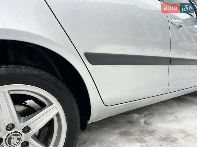 Универсал Skoda Fabia 2011 в Ивано-Франковске