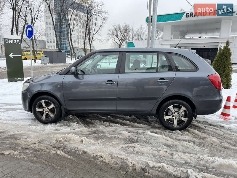 Универсал Skoda Fabia 2008 в Киеве