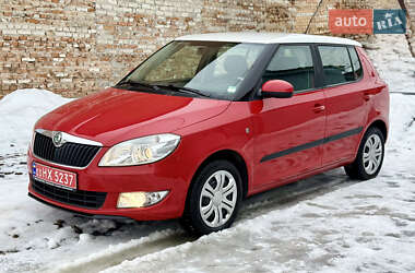Хэтчбек Skoda Fabia 2011 в Луцке