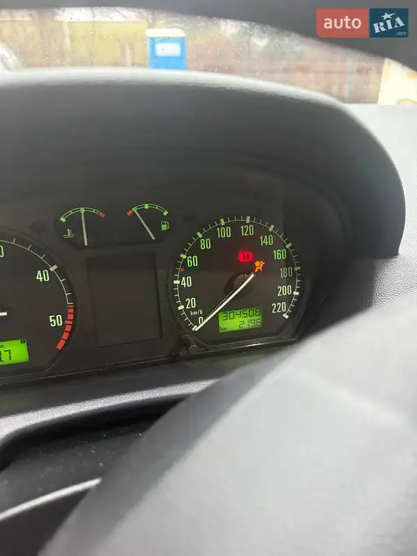 Skoda Fabia 2003 VIN TMBJS26Y833803083 фото оголошення 13 з 54