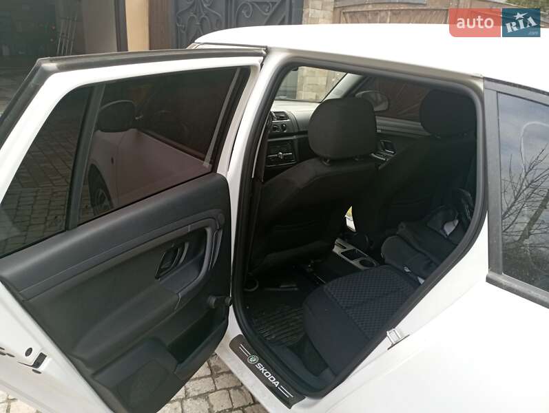 Універсал Skoda Fabia 2012 в Ужгороді фото 6 Універсал Skoda Fabia 2012 в Ужгороді