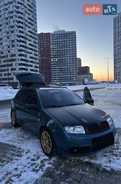 Хетчбек Skoda Fabia 2003 в Києві