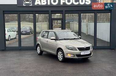 Хэтчбек Skoda Fabia 2015 в Киеве
