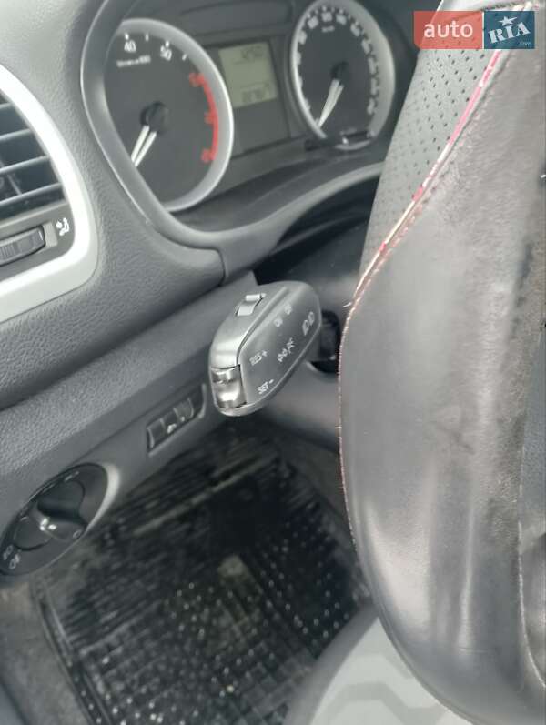 Универсал Skoda Fabia 2009 в Луцке