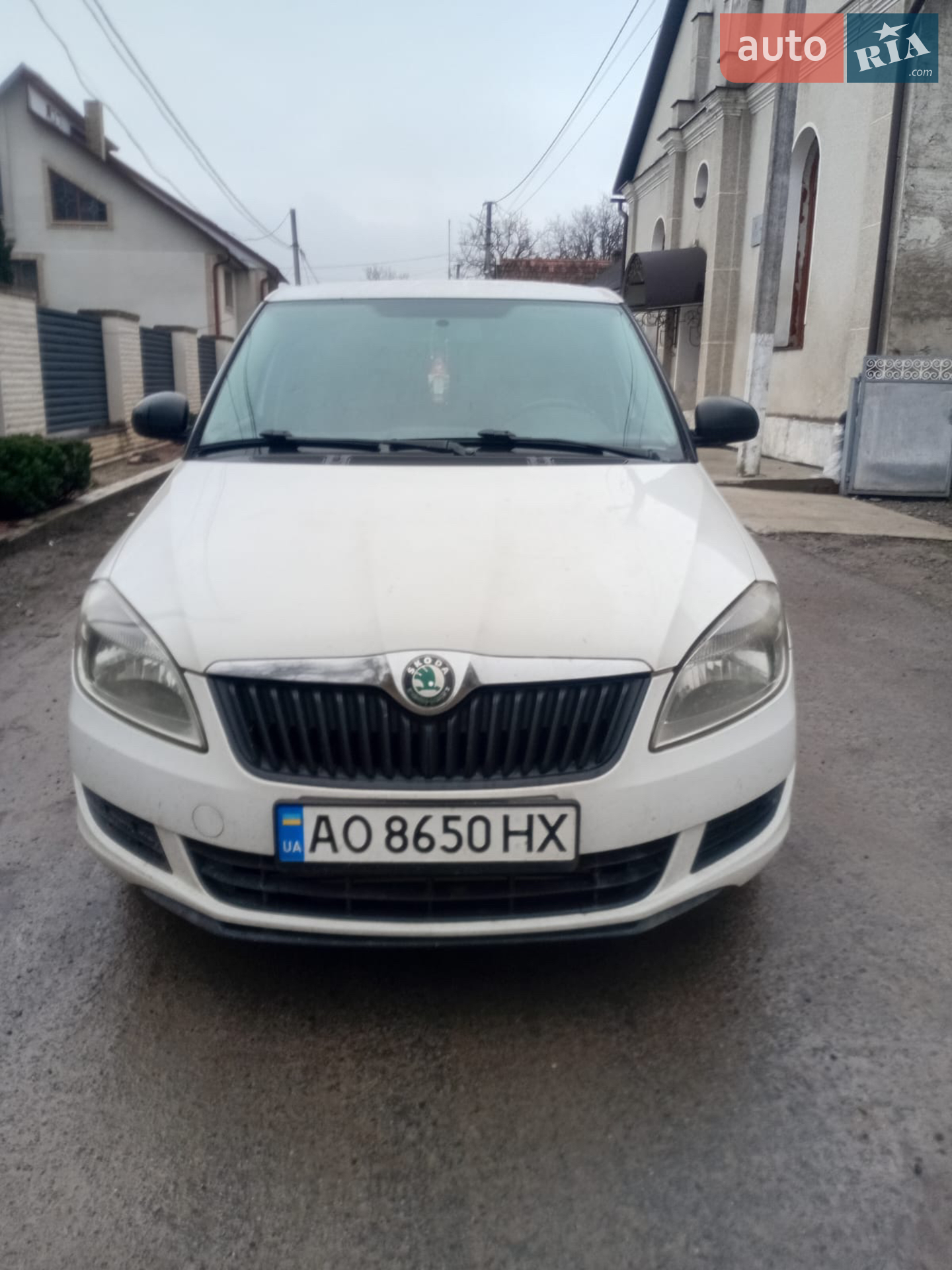 2011 Skoda Fabia - мініатюра 2