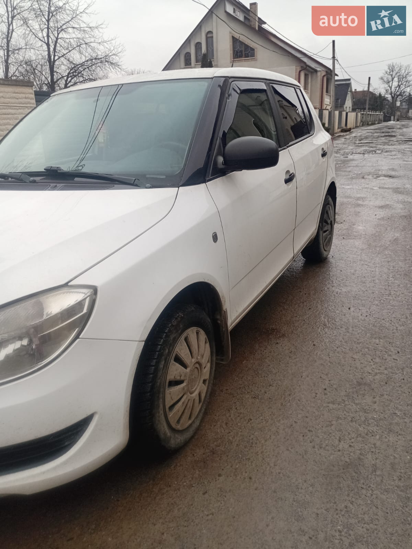 2011 Skoda Fabia - мініатюра 4