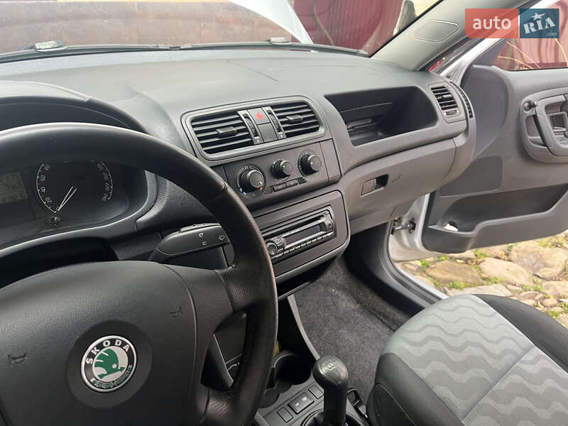 Хэтчбек Skoda Fabia 2008 в Хусте