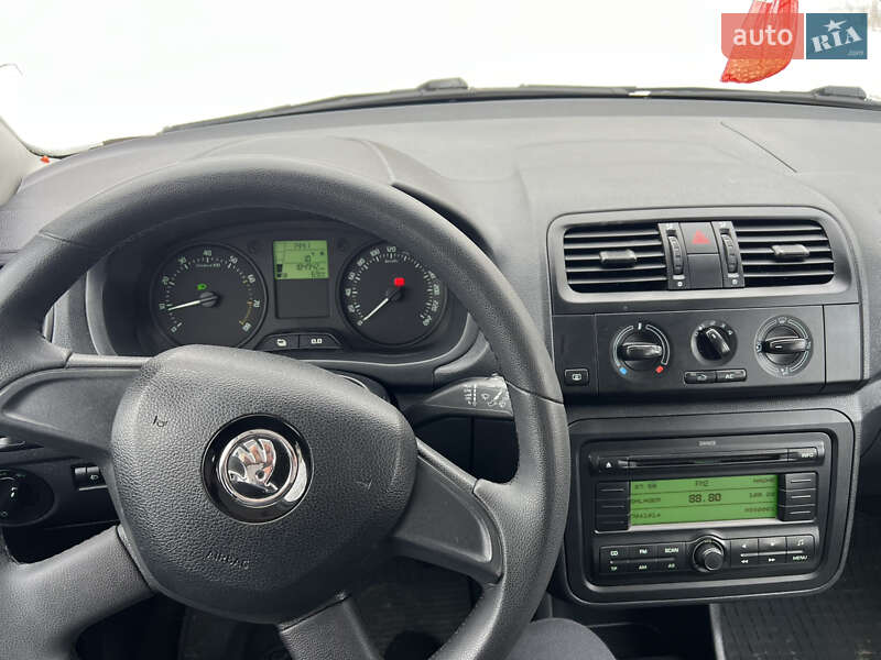 Хэтчбек Skoda Fabia 2013 в Ивано-Франковске фото 15 Хэтчбек Skoda Fabia 2013 в Ивано-Франковске