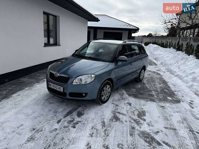 Универсал Skoda Fabia 2008 в Ровно фото 10 Универсал Skoda Fabia 2008 в Ровно