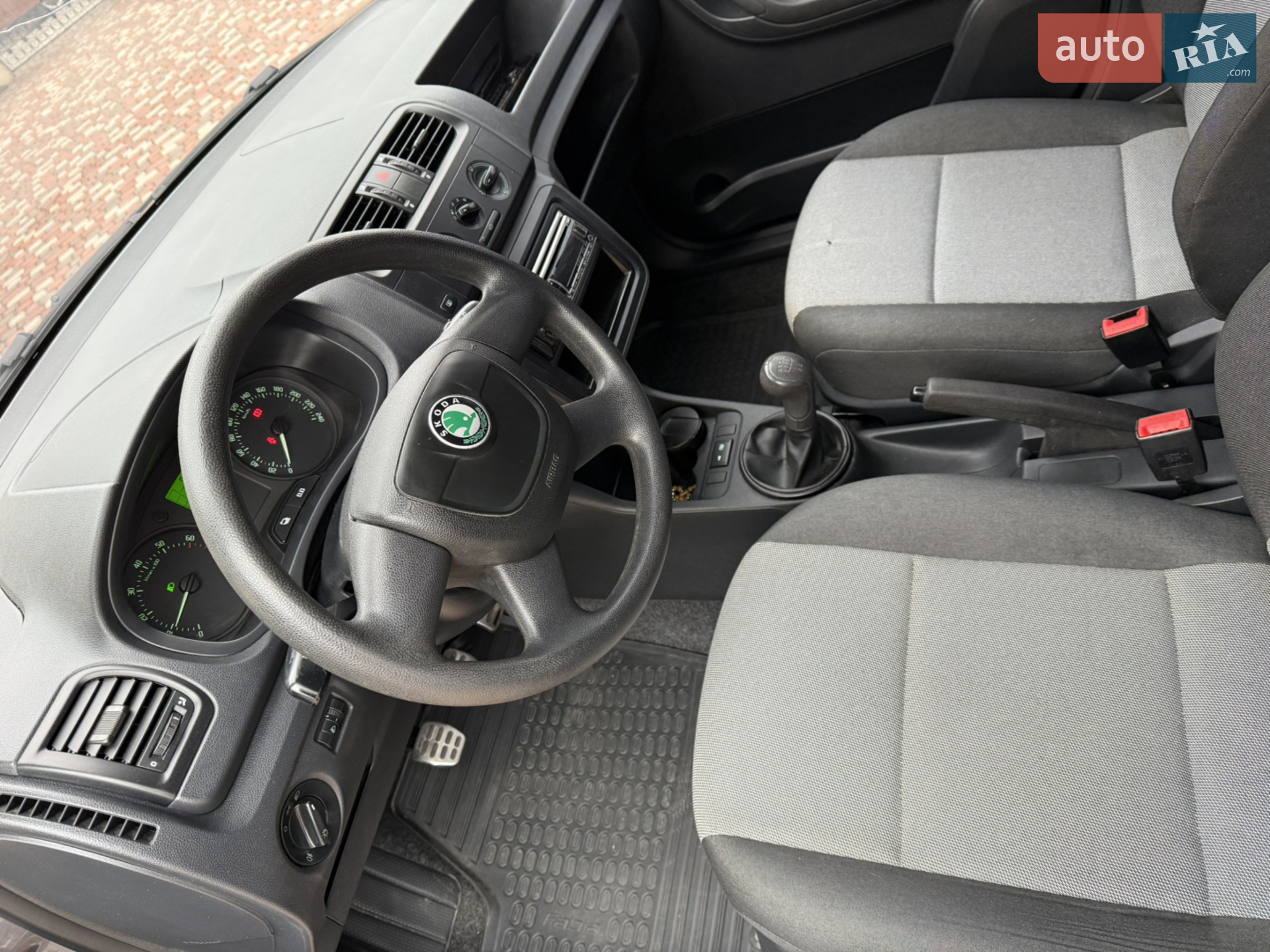 2010 Skoda Fabia - мініатюра 15