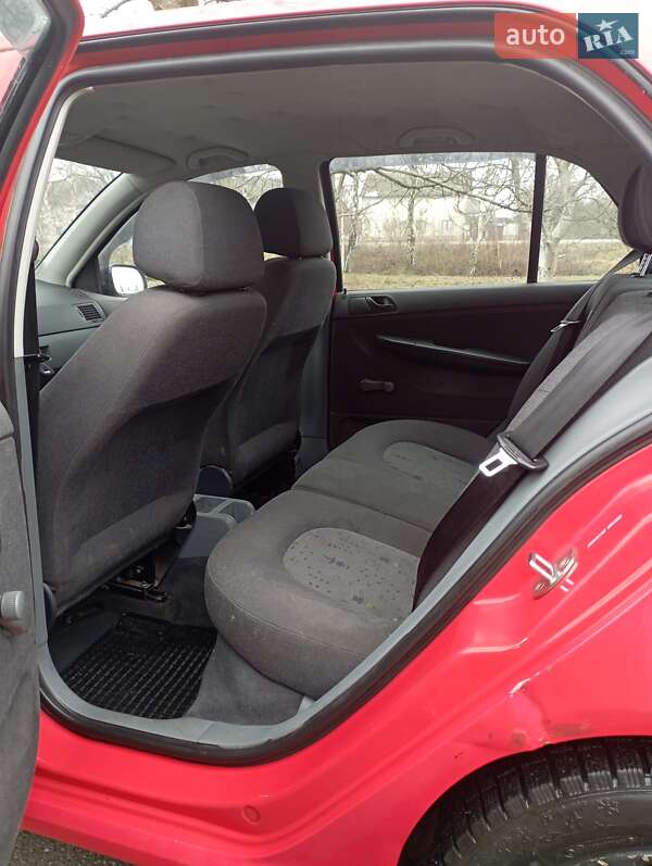 Хэтчбек Skoda Fabia 2001 в Ужгороде