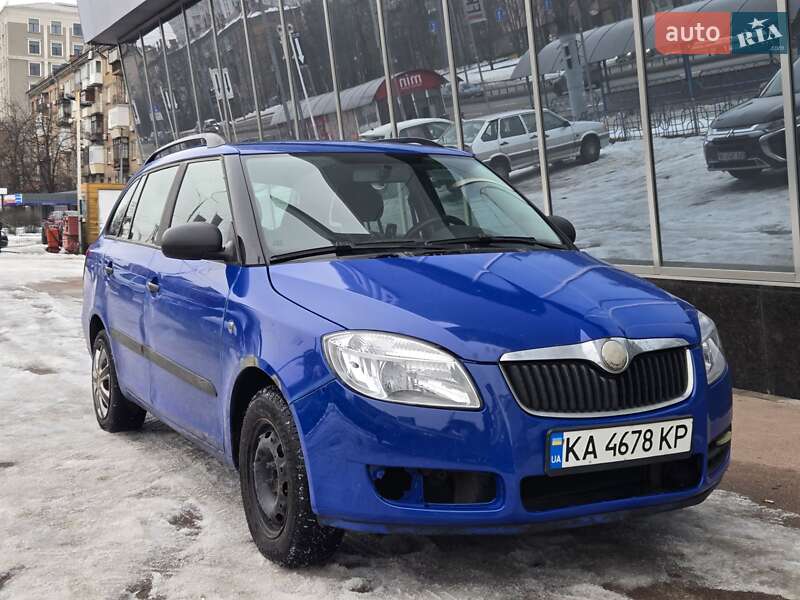 Универсал Skoda Fabia 2009 в Киеве
