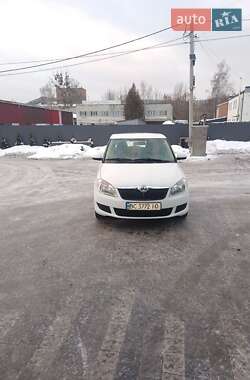 Хэтчбек Skoda Fabia 2011 в Львове
