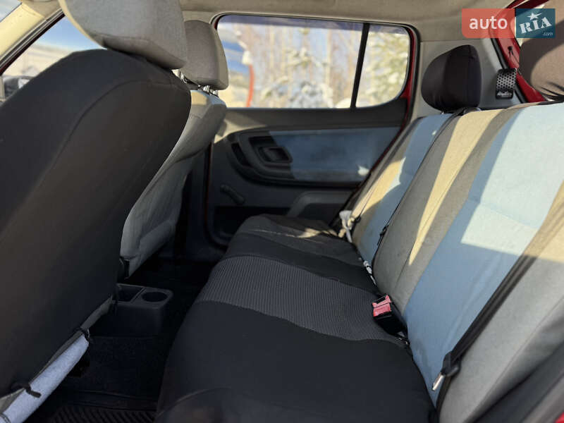 Хэтчбек Skoda Fabia 2008 в Киеве фото 9 Хэтчбек Skoda Fabia 2008 в Киеве