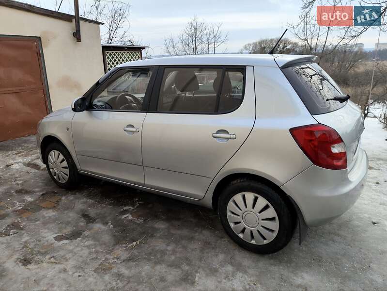 Хэтчбек Skoda Fabia 2012 в Харькове фото 6 Хэтчбек Skoda Fabia 2012 в Харькове