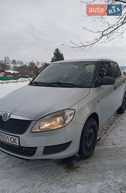 Хэтчбек Skoda Fabia 2011 в Ивано-Франковске