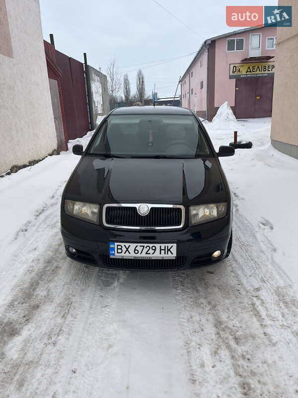 Хетчбек Skoda Fabia 2006 в Волочиську