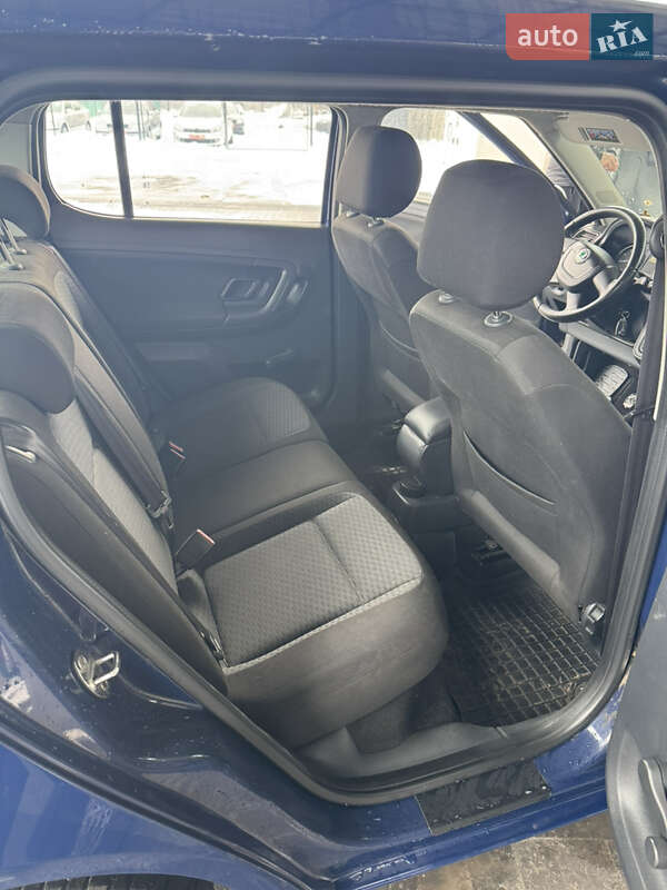 Хэтчбек Skoda Fabia 2012 в Лубнах