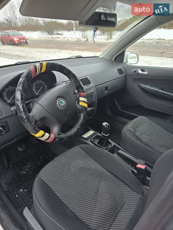 Хэтчбек Skoda Fabia 2008 в Олевске