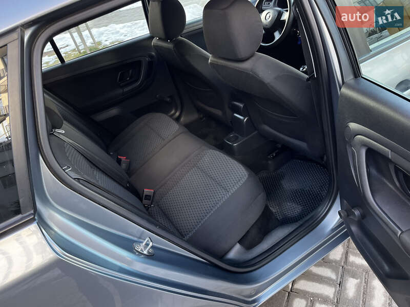 Хэтчбек Skoda Fabia 2013 в Львове