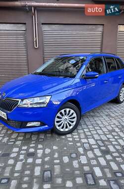 Універсал Skoda Fabia 2021 в Дніпрі