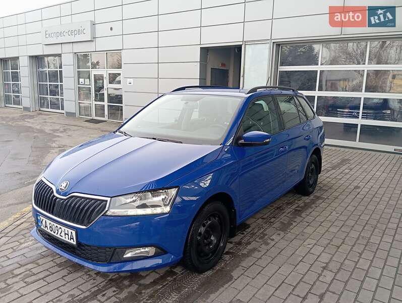 Универсал Skoda Fabia 2021 в Киеве