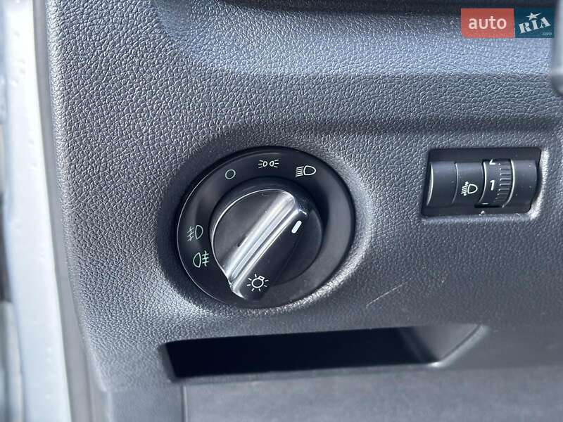 Хэтчбек Skoda Fabia 2011 в Львове