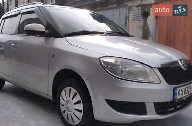 Хэтчбек Skoda Fabia 2012 в Харькове