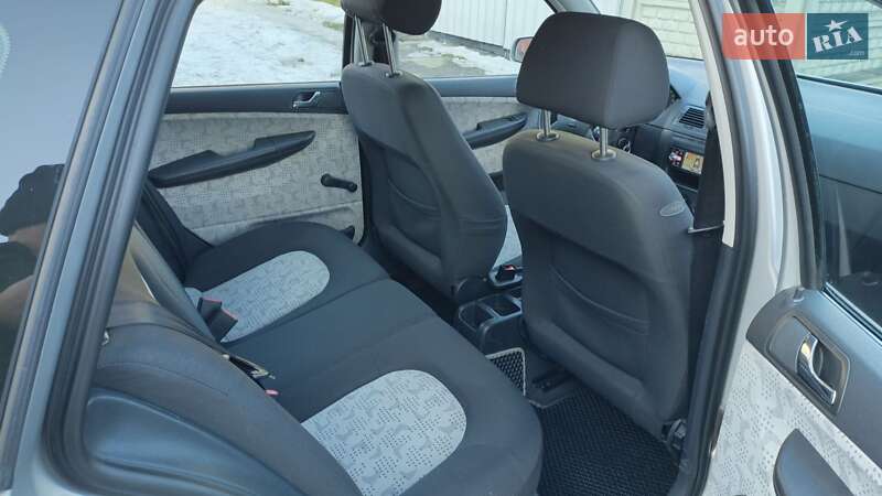 Универсал Skoda Fabia 2002 в Виннице фото 11 Универсал Skoda Fabia 2002 в Виннице