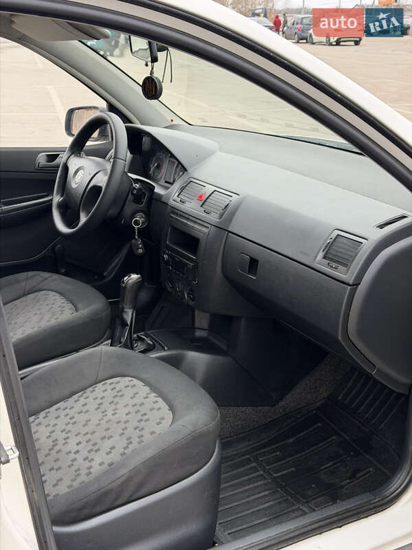 Универсал Skoda Fabia 2005 в Киеве