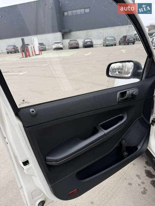 Универсал Skoda Fabia 2005 в Киеве